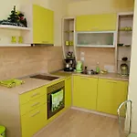 Crystal Apartman Hiszarja