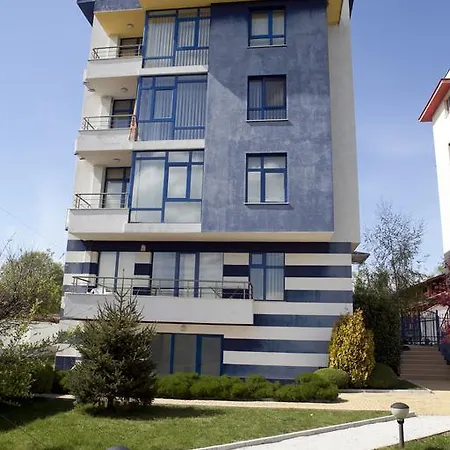 Crystal דירה היסריה